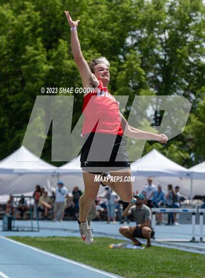 Thumbnail 3 in UHSAA Finals photogallery.