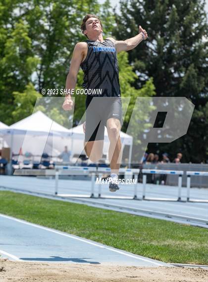 Thumbnail 2 in UHSAA Finals photogallery.