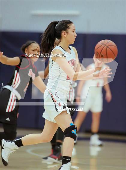 Thumbnail 2 in Harvard-Westlake vs Mount Miguel photogallery.
