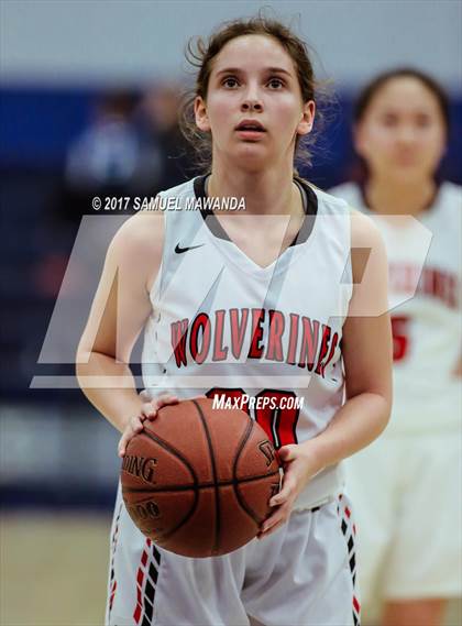 Thumbnail 3 in Harvard-Westlake vs Mount Miguel photogallery.