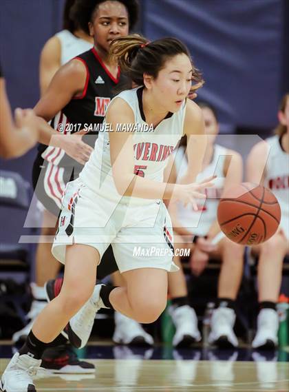 Thumbnail 3 in Harvard-Westlake vs Mount Miguel photogallery.