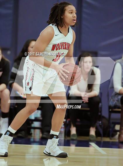 Thumbnail 1 in Harvard-Westlake vs Mount Miguel photogallery.