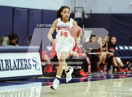 Thumbnail 2 in Harvard-Westlake vs Mount Miguel photogallery.