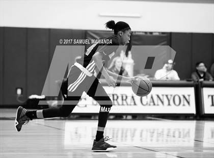 Thumbnail 2 in Harvard-Westlake vs Mount Miguel photogallery.