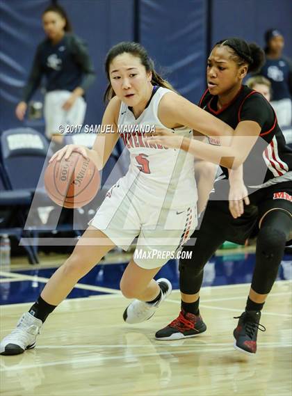 Thumbnail 1 in Harvard-Westlake vs Mount Miguel photogallery.