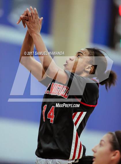 Thumbnail 3 in Harvard-Westlake vs Mount Miguel photogallery.