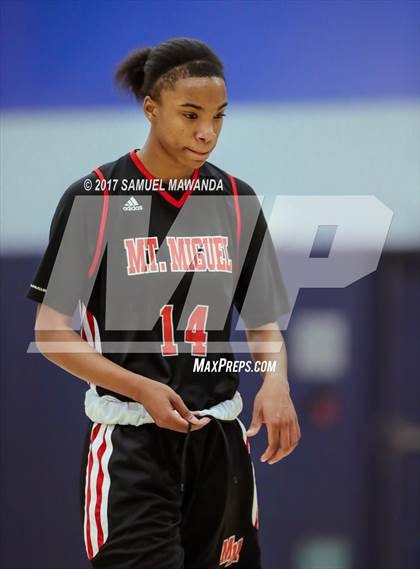 Thumbnail 3 in Harvard-Westlake vs Mount Miguel photogallery.