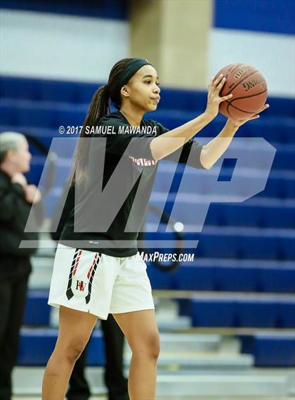 Thumbnail 1 in Harvard-Westlake vs Mount Miguel photogallery.