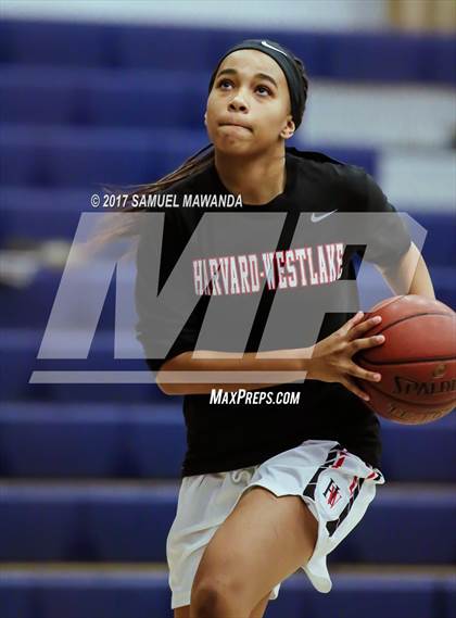 Thumbnail 3 in Harvard-Westlake vs Mount Miguel photogallery.