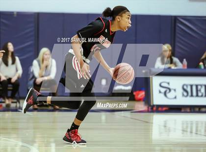 Thumbnail 1 in Harvard-Westlake vs Mount Miguel photogallery.
