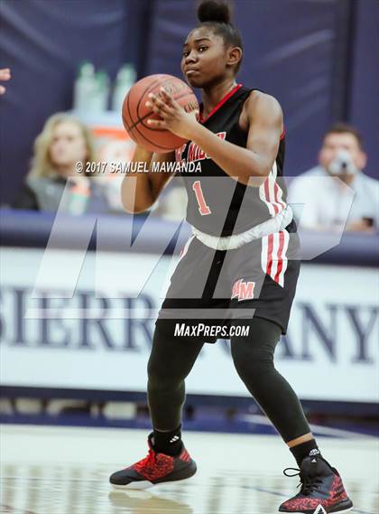 Thumbnail 2 in Harvard-Westlake vs Mount Miguel photogallery.