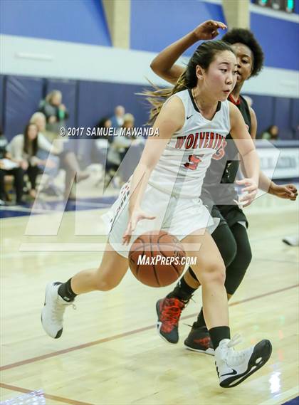Thumbnail 1 in Harvard-Westlake vs Mount Miguel photogallery.