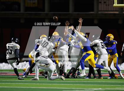 Thumbnail 2 in San Juan vs. Emery (UHSAA 2A Semifinal) photogallery.