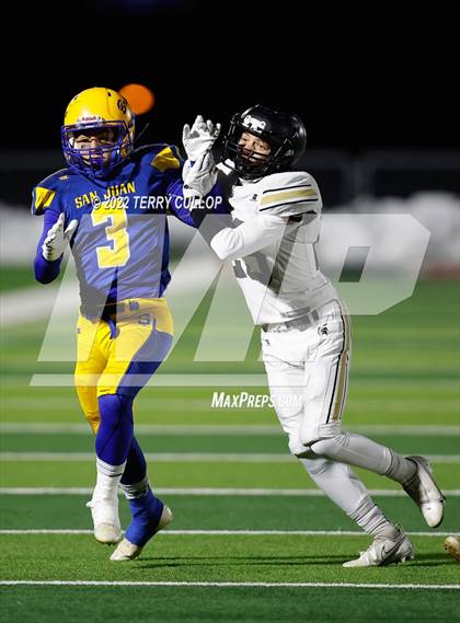 Thumbnail 2 in San Juan vs. Emery (UHSAA 2A Semifinal) photogallery.