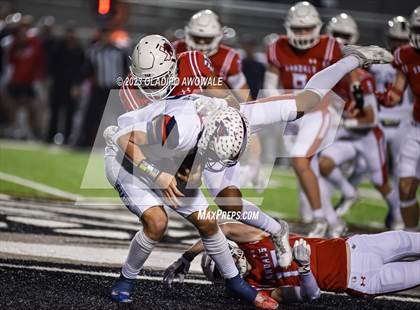 Thumbnail 1 in Aubrey vs. Van (UIL Football 4A Division II Region II Area) photogallery.