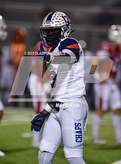 Thumbnail 3 in Aubrey vs. Van (UIL Football 4A Division II Region II Area) photogallery.