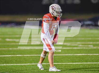 Thumbnail 2 in Aubrey vs. Van (UIL Football 4A Division II Region II Area) photogallery.