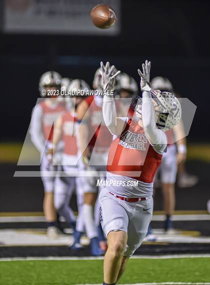 Thumbnail 3 in Aubrey vs. Van (UIL Football 4A Division II Region II Area) photogallery.