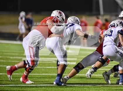Thumbnail 3 in Aubrey vs. Van (UIL Football 4A Division II Region II Area) photogallery.