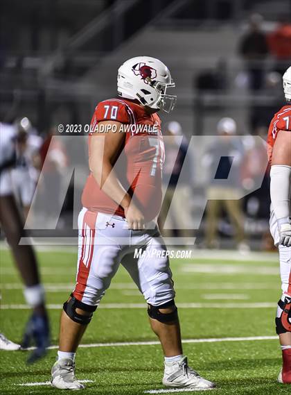 Thumbnail 2 in Aubrey vs. Van (UIL Football 4A Division II Region II Area) photogallery.