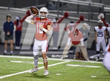 Thumbnail 3 in Aubrey vs. Van (UIL Football 4A Division II Region II Area) photogallery.