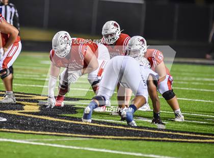 Thumbnail 2 in Aubrey vs. Van (UIL Football 4A Division II Region II Area) photogallery.
