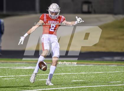 Thumbnail 1 in Aubrey vs. Van (UIL Football 4A Division II Region II Area) photogallery.