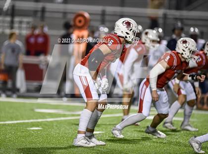 Thumbnail 2 in Aubrey vs. Van (UIL Football 4A Division II Region II Area) photogallery.