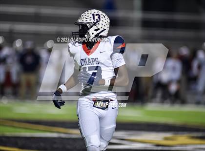 Thumbnail 3 in Aubrey vs. Van (UIL Football 4A Division II Region II Area) photogallery.