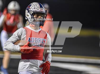 Thumbnail 1 in Aubrey vs. Van (UIL Football 4A Division II Region II Area) photogallery.