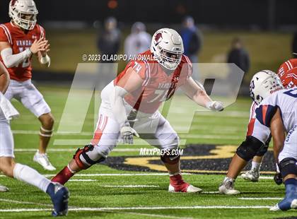 Thumbnail 3 in Aubrey vs. Van (UIL Football 4A Division II Region II Area) photogallery.