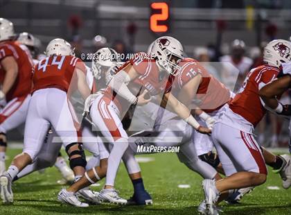 Thumbnail 3 in Aubrey vs. Van (UIL Football 4A Division II Region II Area) photogallery.