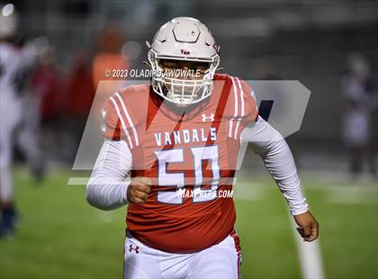 Thumbnail 1 in Aubrey vs. Van (UIL Football 4A Division II Region II Area) photogallery.