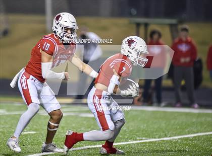 Thumbnail 3 in Aubrey vs. Van (UIL Football 4A Division II Region II Area) photogallery.