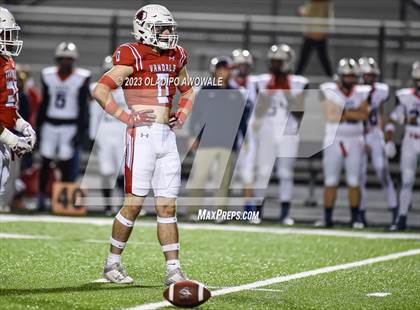 Thumbnail 3 in Aubrey vs. Van (UIL Football 4A Division II Region II Area) photogallery.