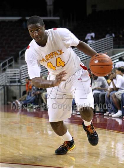 Thumbnail 1 in Fairfax vs. Taft (CIF LACS Semifinal) photogallery.