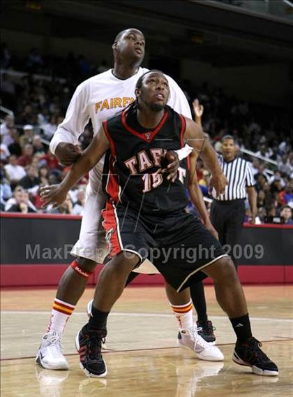 Thumbnail 3 in Fairfax vs. Taft (CIF LACS Semifinal) photogallery.