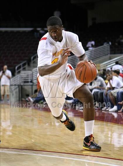 Thumbnail 2 in Fairfax vs. Taft (CIF LACS Semifinal) photogallery.