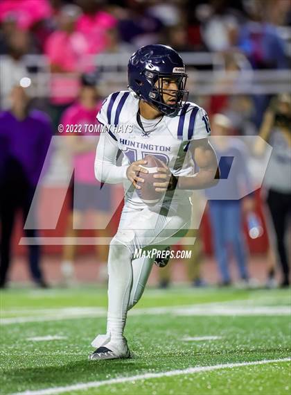 Thumbnail 2 in Huntington @ North DeSoto photogallery.
