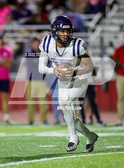 Thumbnail 3 in Huntington @ North DeSoto photogallery.