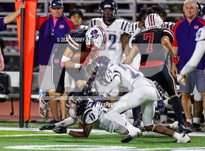 Thumbnail 2 in Huntington @ North DeSoto photogallery.