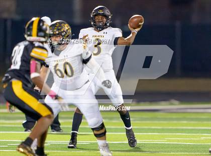 Thumbnail 2 in Crandall @ Forney photogallery.