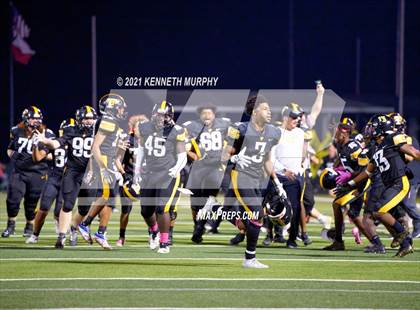 Thumbnail 2 in Crandall @ Forney photogallery.