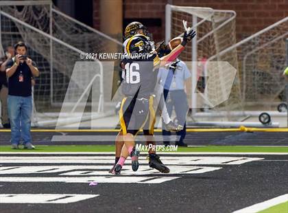 Thumbnail 3 in Crandall @ Forney photogallery.