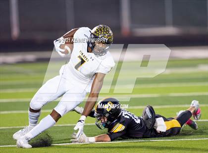Thumbnail 1 in Crandall @ Forney photogallery.