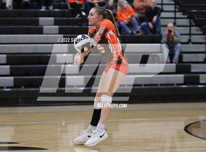Thumbnail 3 in Heath vs Bloom-Carroll (OHSAA D2 District) photogallery.
