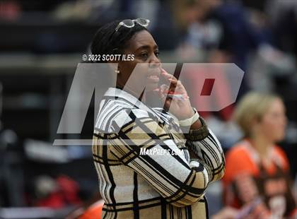 Thumbnail 3 in Heath vs Bloom-Carroll (OHSAA D2 District) photogallery.