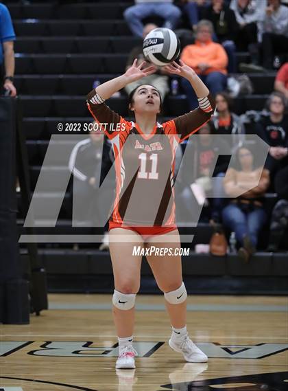 Thumbnail 1 in Heath vs Bloom-Carroll (OHSAA D2 District) photogallery.