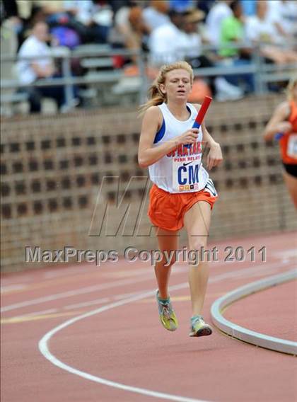 Thumbnail 2 in 117th Penn Relays (Girls 4x800m Large School Event 105) photogallery.
