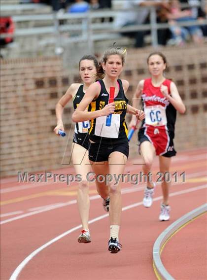 Thumbnail 3 in 117th Penn Relays (Girls 4x800m Large School Event 105) photogallery.